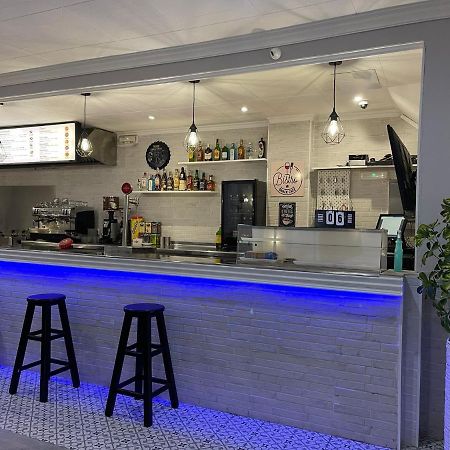 Hostal Restaurante Avenida De Madrid Terrassa Buitenkant foto
