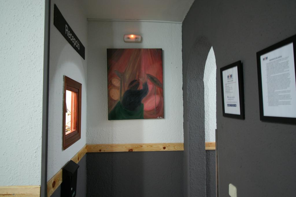 Hostal Restaurante Avenida De Madrid Terrassa Buitenkant foto